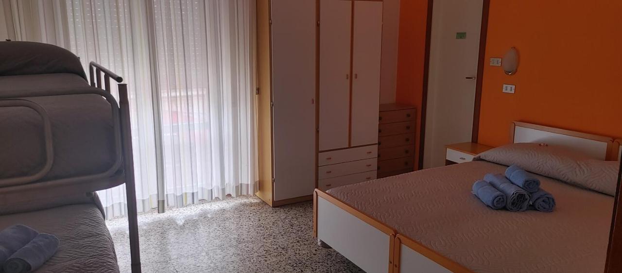Hotel Adriatico เบลลาเรีย-อีเจอา มารีนา ภายนอก รูปภาพ